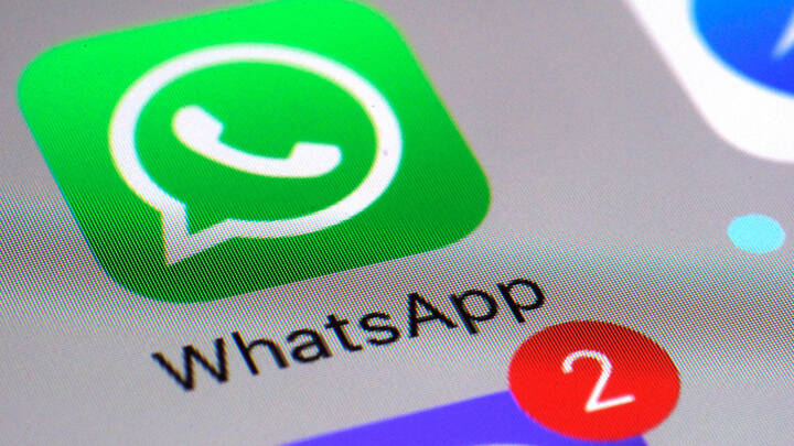 В WhatsApp появилась вкладка "Избранное" для чатов и звонков