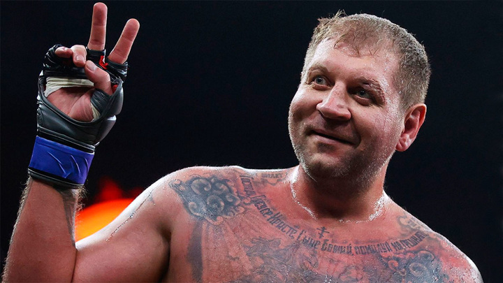 Александр Емельяненко может провести бой до конца года